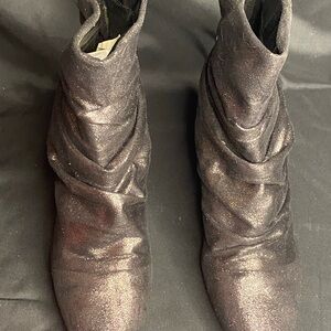 Elegant Black Ankle Boots